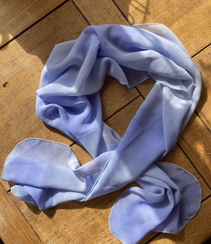 Платок, шарф нежно-голубого цвета 