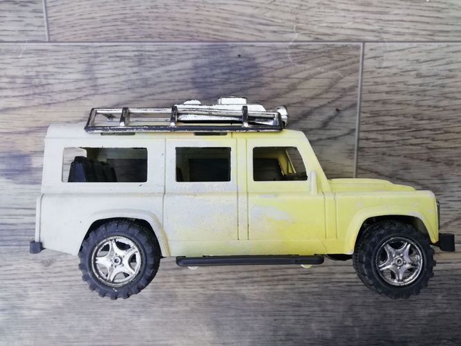 Модель автомобиля Land Rover Defender моделька 