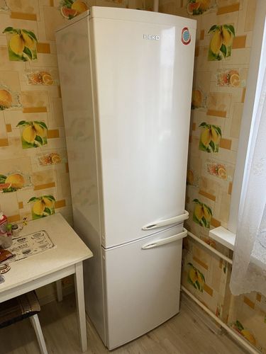 Холодильник BEKO CSK351CA