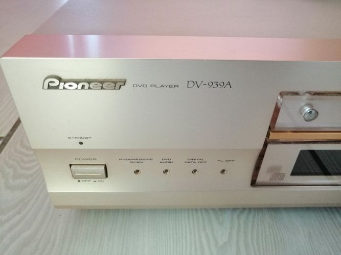 Pioneer DV - 939A