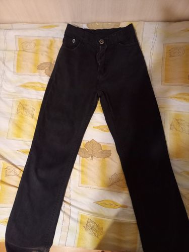 Школьные черные джинсы на подростка 12 -15 лет