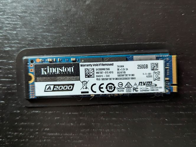SSD Kingston 250 gb M2