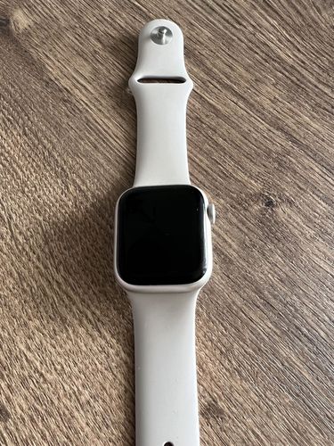 Apple Watch 8 , 41 mm, серебро
