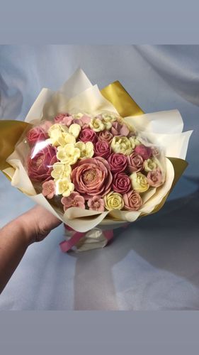 Букет из шоколадных цветов подарок 