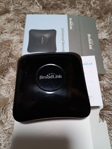 Пульт ДУ шлюз BroadLink RM4 Pro
