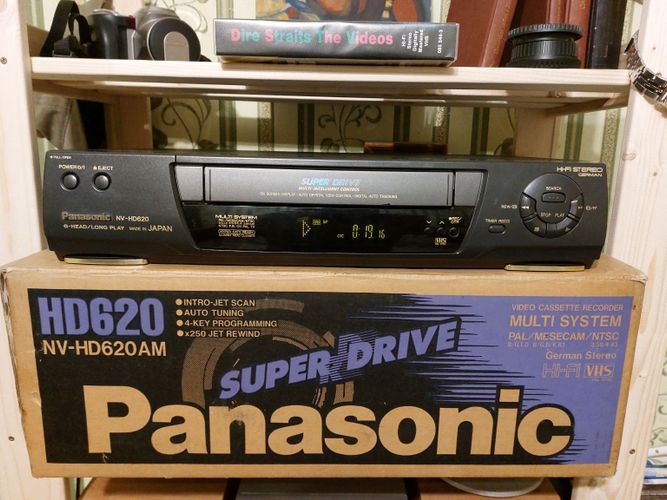 Panasonic Hi-Fi stereo видеомагнитофон