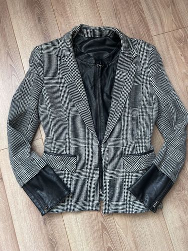 Куртка-пиджак 44-46