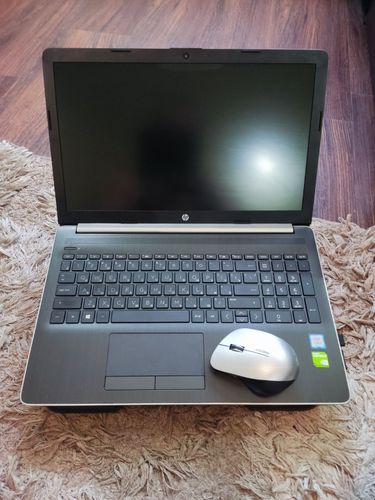 Ноутбук HP 15-da0241ur