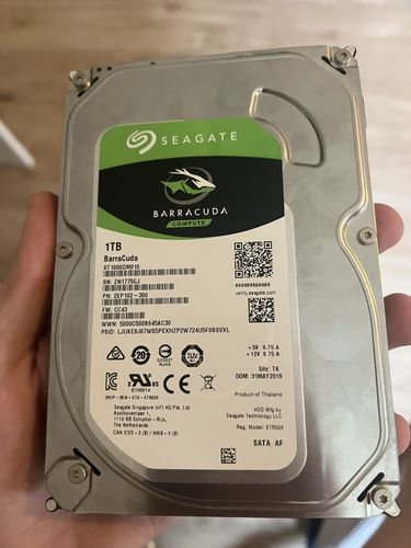 Жесткий диск Seagate barracuda 1tb sata 3.0 7200об