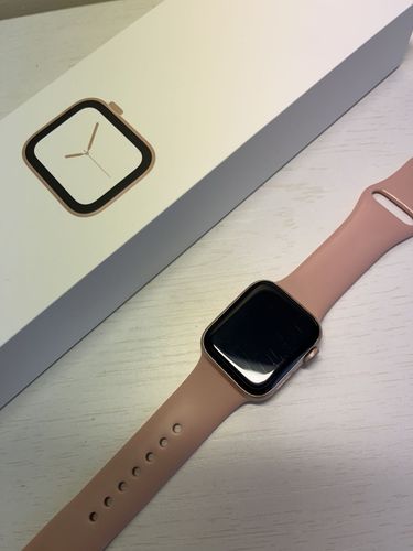 Apple Watch 4 pink 40mm