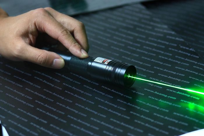 Лазерная указка Green Laser Pointer 303 (суперлазер) и YYC03-2 