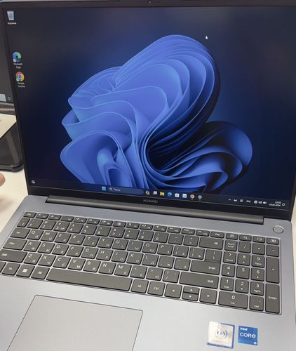 НоутбукHuawei MateBook D16 13th i5 16/512GB MCLG-X