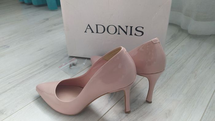 Женские туфли на торжество Adonis