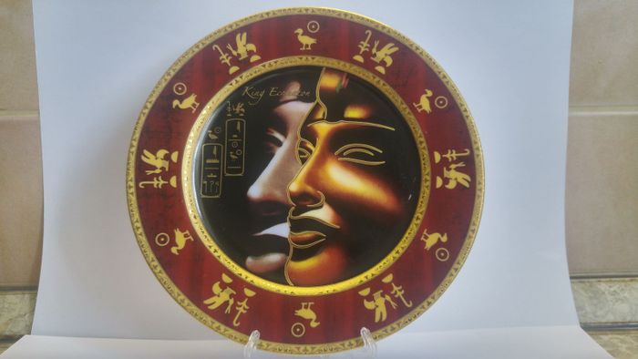 Декоративная тарелка коллекционная-''Фараоны''
