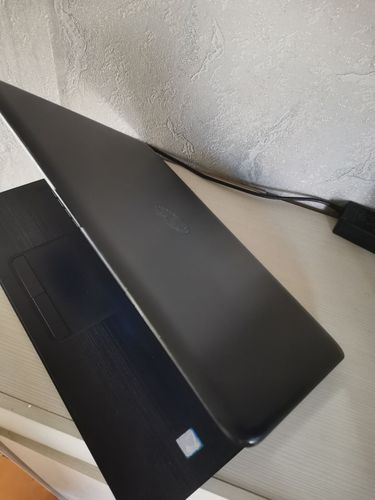 Ноутбук RadeonR5 M330-2гб/AMDA6-4ядра