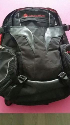 Рюкзак  черного цвета 