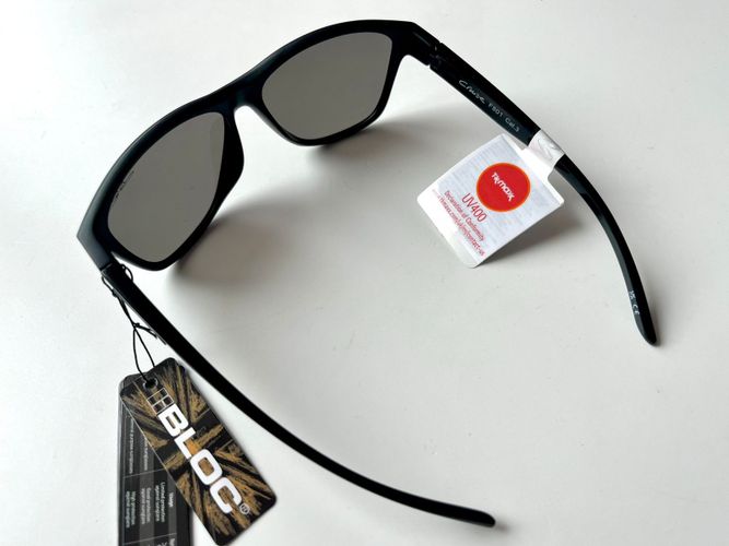 Солнцезащитные очки «Bloc» 