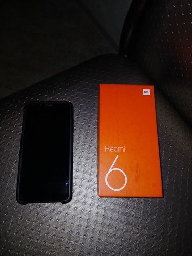 Телефон Xiaomi Redmi 6