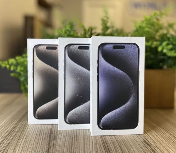 Apple Iphone 15 pro НОВЫЙ 