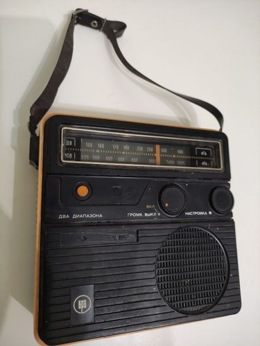 Радиоприёмник Вега 404 СССР