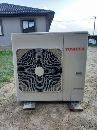 Кодиционер Toshiba мощностью 7 кВт.
