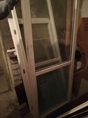 Дверь балконная деревянная стеклопакет  