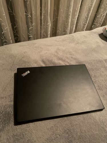Ноутбук Lenovo ThinkPad t14s