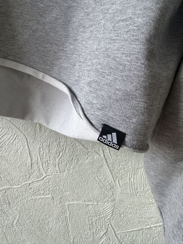 Свитшот укороченный Adidas оригинал 