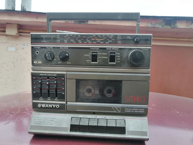 Sanyo M9711LO Stereo Radio Cassette Recorder 