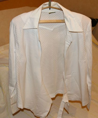 Блузка с запАхом 44 размер