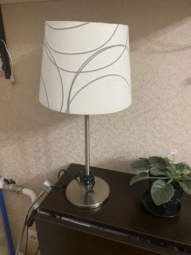 Настольная лампа IKEA б/у, в рабочем состоянии с л