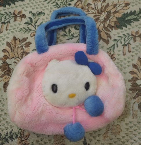 Сумочка меховая детская Hello Kitty