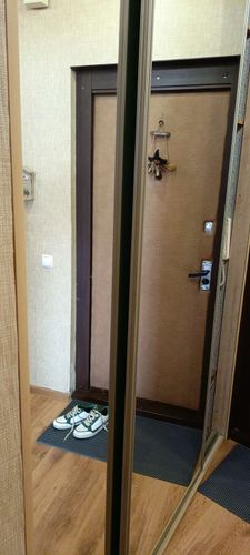 Зеркальные двери для шкафа купе с системой командо