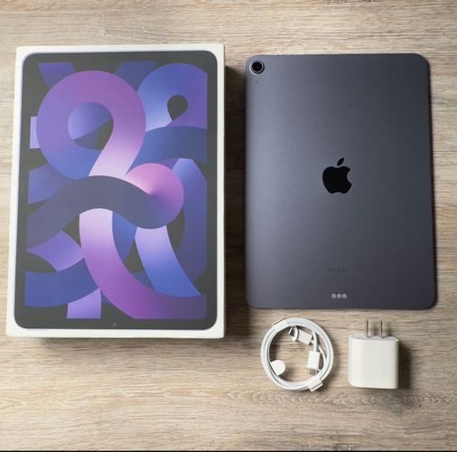 iPad Air 2022 64GB (фиолетовый) Новый. Оригинал.