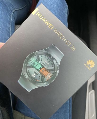 Huawei watch gt 2e.
