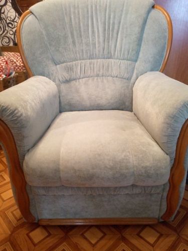 Мягкий уголок (диван и два кресла)