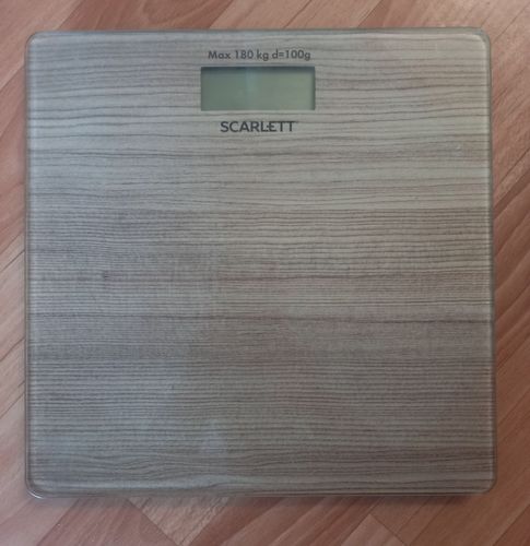 Весы напольные Scarlett SC-BS33E050 электронные