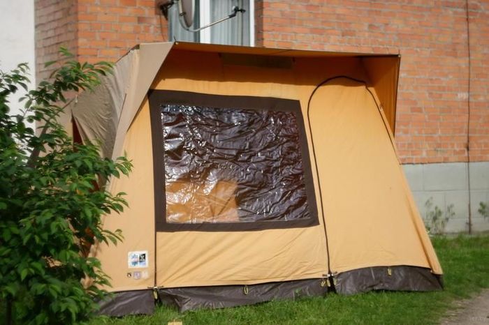 палатка с тентом
