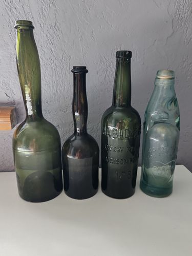 Антикварные бутылки