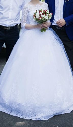 Свадебное платье р.44