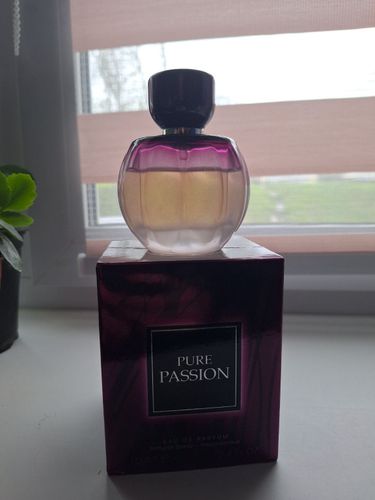 Pure passion Fragrance world