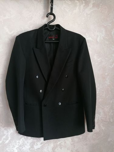 Пиджак черный мужской. Размер 50. На рост 182-186 