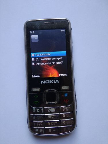 Телефон кнопочный Nokia 6800 TV
