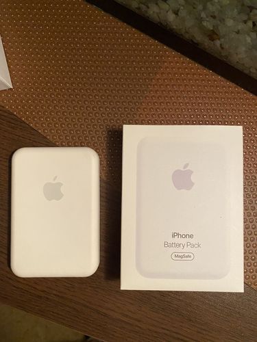 Apple battery pack 