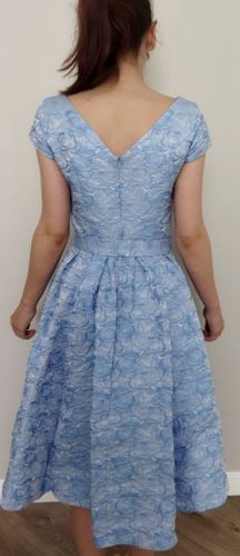 Платье голубое нарядное, р. 42