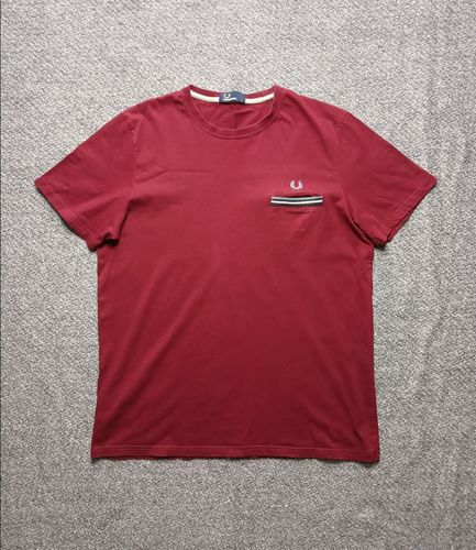 Футболка Fred Perry Tipped Pocket T-Shirt In Red