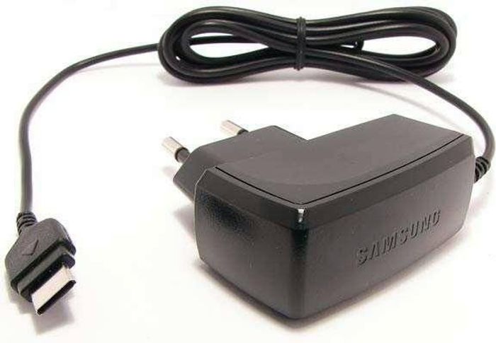 Зарядное Samsung ATADM10EBE оригинал + USB кабель