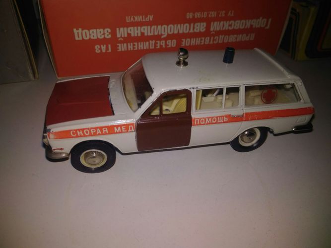 Модель СССР ГАЗ2402 А24