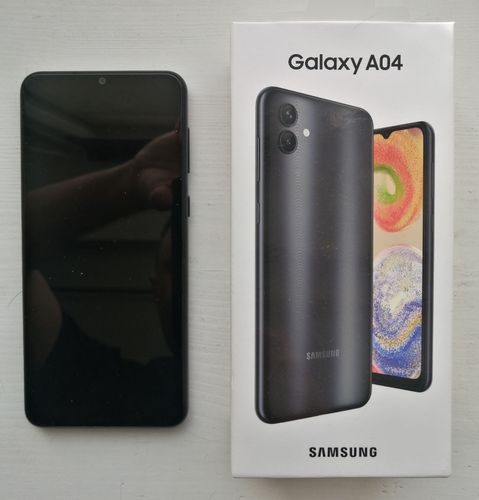 Мобильный телефон Samsung Gelaxi A04