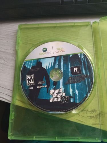 диск с игрой GTA 4 для приставки 